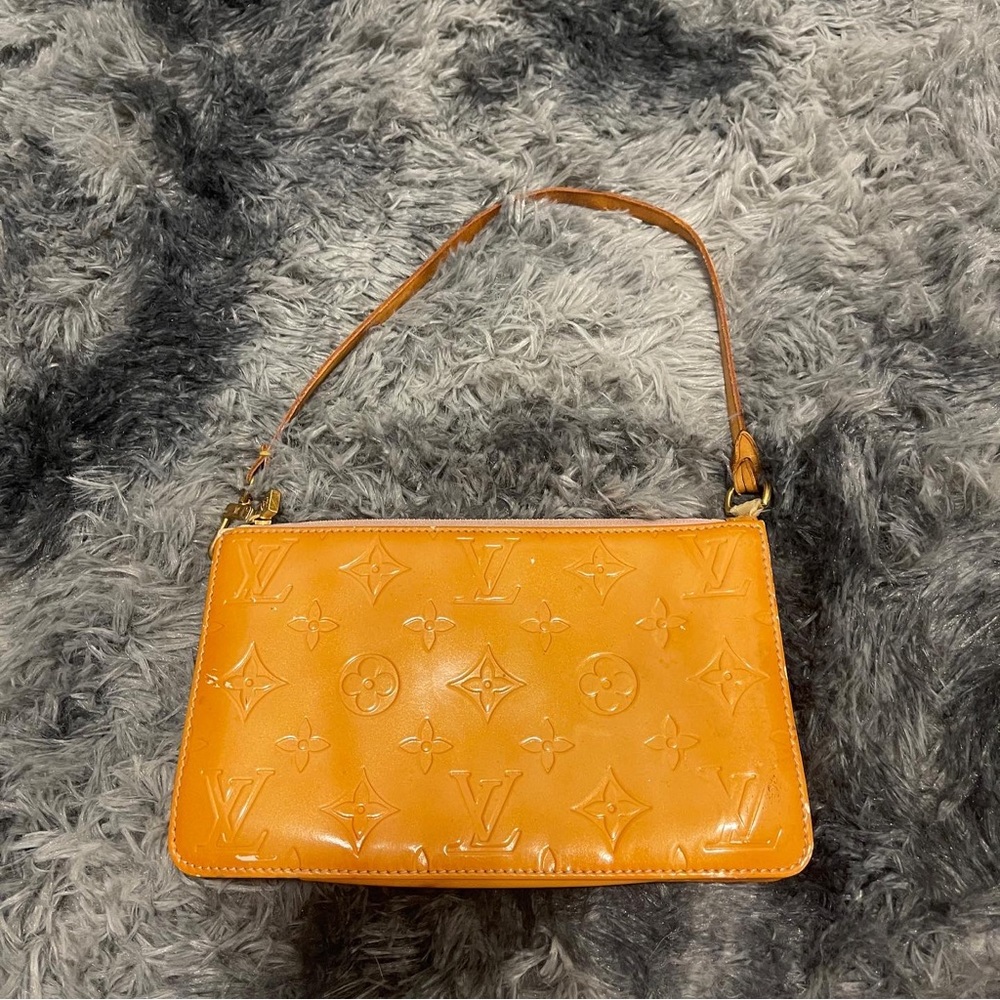 LV Vernis Lexington Pochette